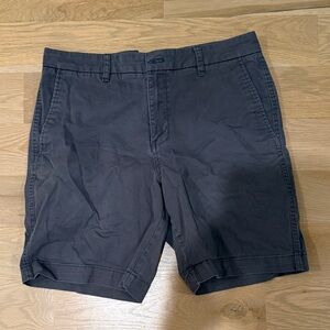 Chaps Men's Dark Gray Flat Front Shorts